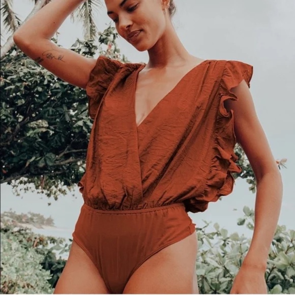 LuLus Smile Awhile Ruffled bodysuit